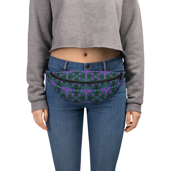 Model wearing Mushdalla waistbag – psychedelic festival-ready accessory for ravers and visionary fashion fans
