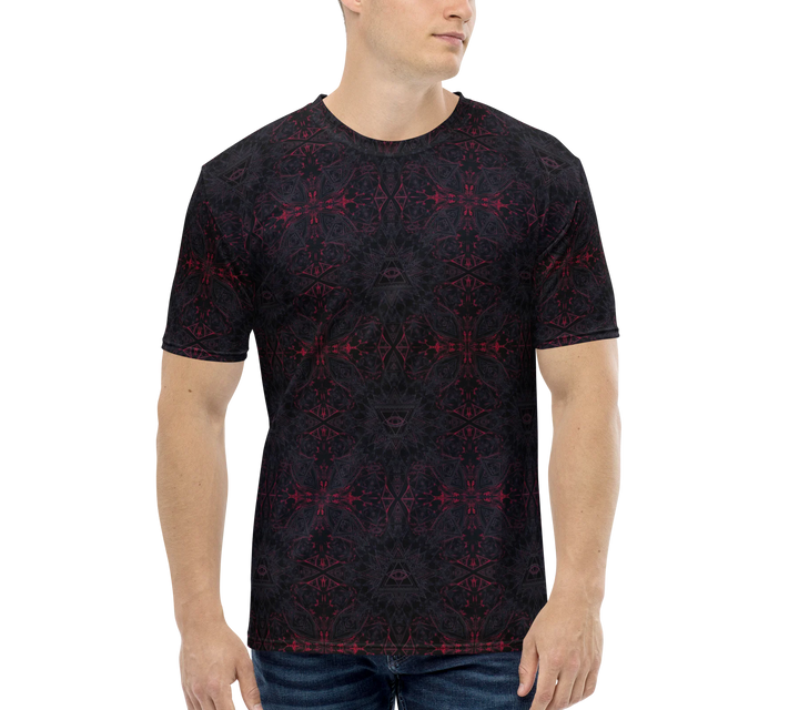 Model wearing THIRDEYE t-shirt with minimal third eye artwork – ideal for subtle psychedelic streetwear.